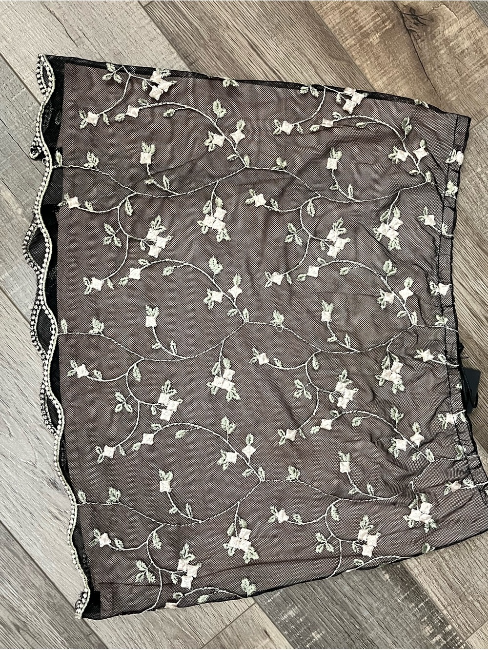Vanessa Mooney Black Floral Embroidered Mesh Mini Skirt - Picture 6 of 6